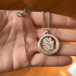 Cute sterling silver necklace from Daisy London with leaf halo coin